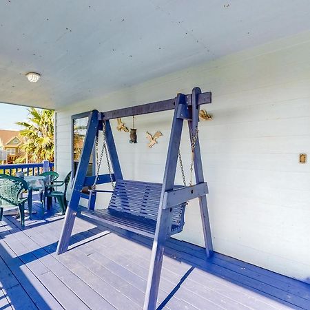Coronado'S Getaway Crystal Beach Exterior photo